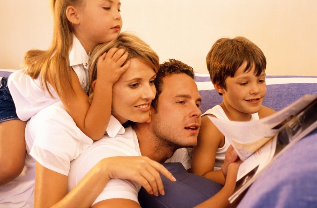 Browse your photo book with your family